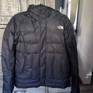 The North Face Women’s snowboarding/ski Black Puffer Jacket
